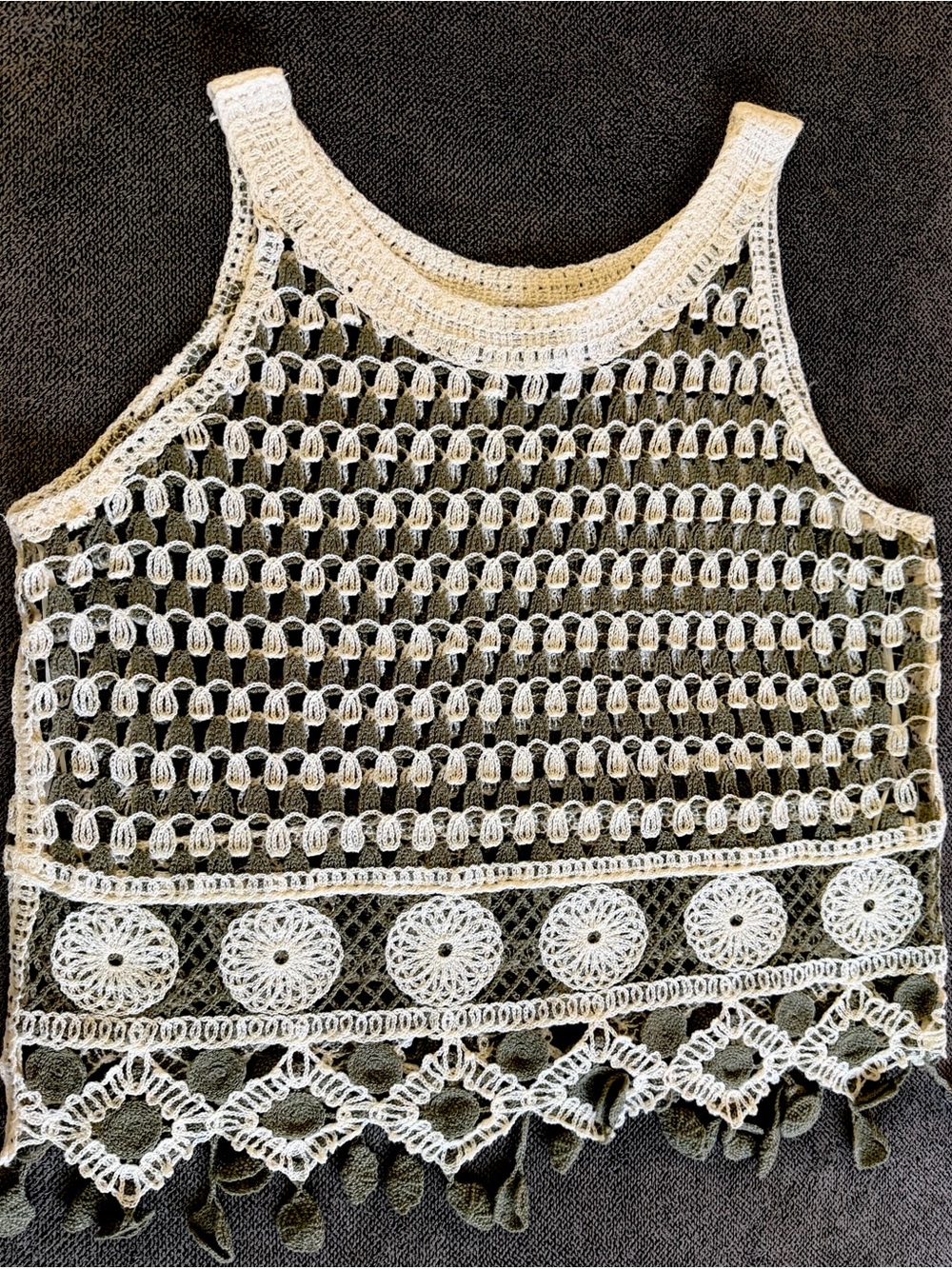 Daytrip White Crochet Lace Sleeveless Vest